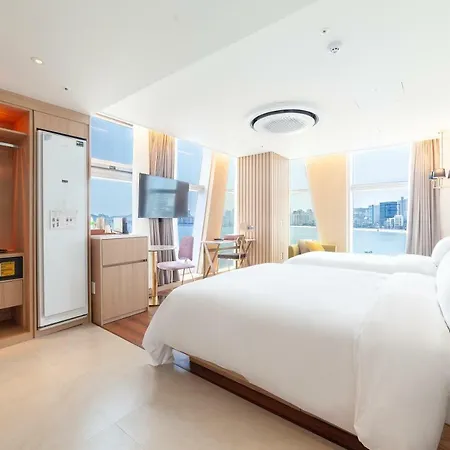 Ocean 2Heaven Hotel Busan Exterior photo